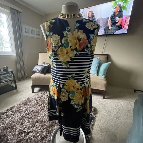 DB Estb 1962 Navy White Yellow Spring Summer Floral Striped Pleated Dress Sz 16 - Picture 3 of 15